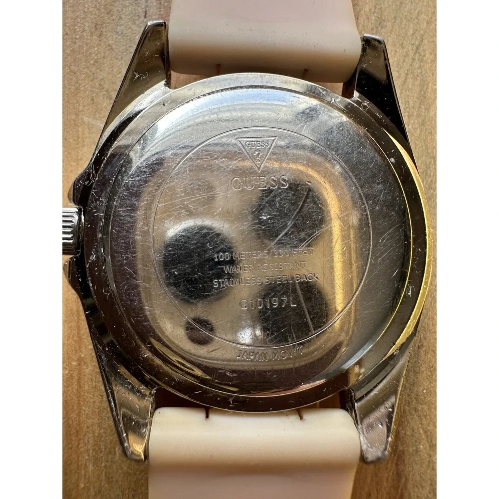Guess Ladies Multifunction Pink Watch G10197L Water Resistant To 350 FT WORKS - Picture 14 of 14